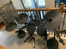 Alesis Nitro Mesh Electronic Drum Kit  Snare Crash Ride Toms Loom Clamp Stands..