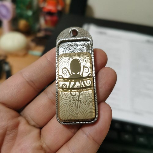 New Metal Click Press Coin Magnetic Push Card Hand Fidget Decompression EDC Toys - Picture 1 of 8