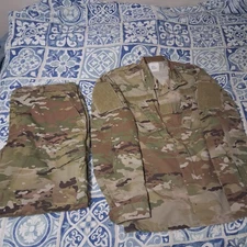 US Army OCP Combat Uniform Set - Coat Large Long & Pants Large Regular Multicam