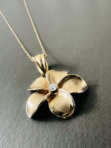 Collar Vintage Oro 14K Plumeria Hawaiana Flor Diamante - Imagen 7 de 13
