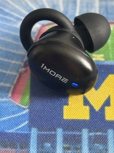 Cuffie auricolari True Wireless 1MORE eleganti - Bluetooth solo destra - Foto 2 di 4