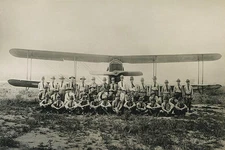 U.S. ARMY AIR SERVICE GRADUATING CLASS WITH DH.4 BIPLANE PHOTOGRAPH PHOTO PRINT
