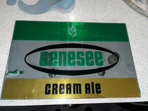 Vintage Genesee Cream Ale Plastic Wall Hanging Beer Mirror/Sign 11.5 X 17.5