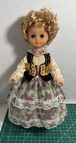 Vintage European (Polish?) Doll Fully Costumed Vtg Original Lace Fabric - Picture 2 of 17