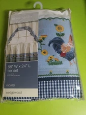 Kmart Essential Home 58” W X 24” L Tier Set Wedgewood Blue Rooster