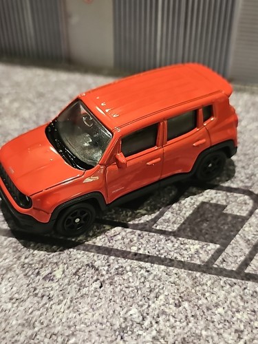 JEEP Renegade Sport, Red color, Welly NEX, Scale 1:60-1:64 52353 - Picture 2 of 5