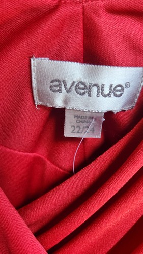 Avenue Red 22/24 Women’s Faux Wrap Party Dress NWT - Picture 2 of 6