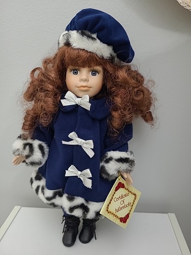 Bambola invernale blu bianco cappotto argento 13" scelta da collezione bambola porcellana bisque - Foto 1 di 12