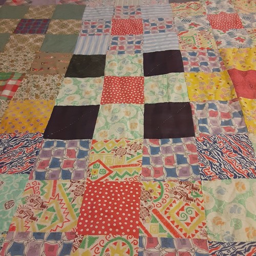 Coperta vintage trapuntata a mano doppia faccia floreale e patchblock - Foto 12 di 23