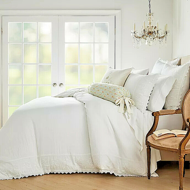 Wamsutta Vintage Lantier Duvet Cover Set Size Full/Queen for sale