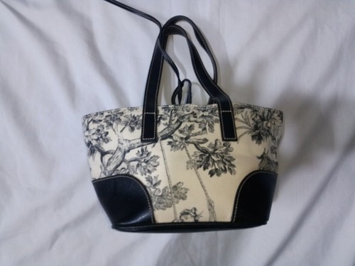 liz claiborne jess tote