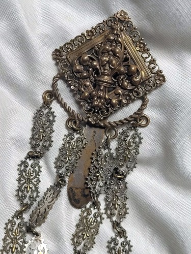 Outstanding Rare Antique Victorian Chatelaine 4 Strings Sewing Accessory - Picture 3 of 5