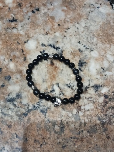 Men's Black & Silver Beaded Skull Stretch Bracelet. - 第 3/6 張圖片