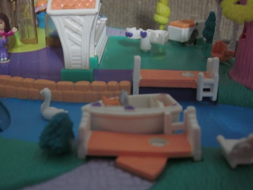 1996 VTG Polly Pocket Blue Bird Polly’s Magical Movin’ Pollyville Boutique - Picture 4 of 24