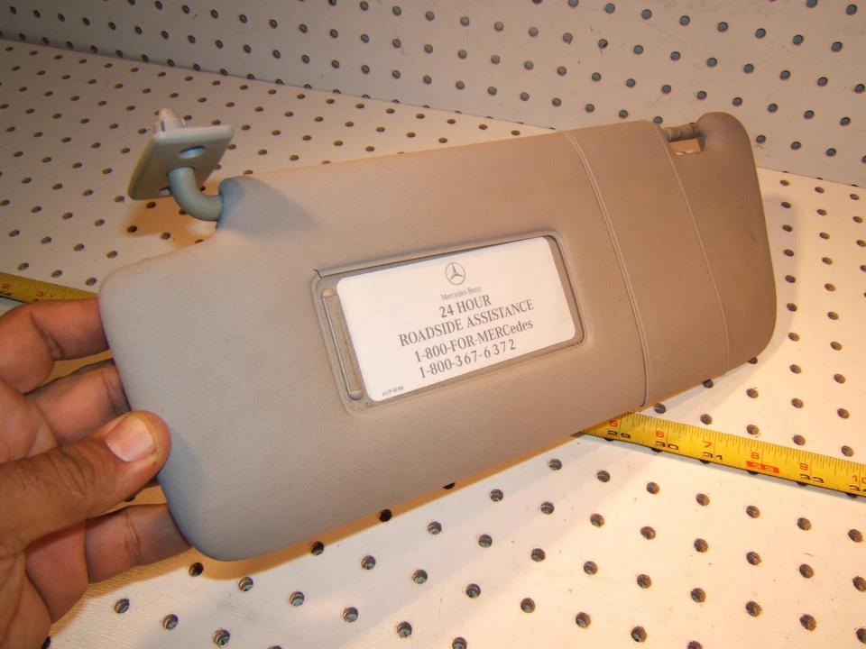 Mercedes W208 CLK430 2002 convertible izquierda iluminado gris parasol 1 visera, ampliable Foto 2 de 4