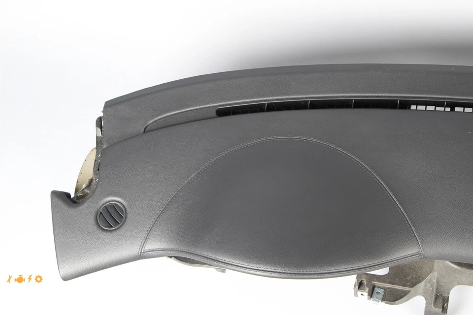 06-11 Tablero de instrumentos negro Mercedes W219 CLS550 CLS500 2198601002 FABRICANTE DE EQUIPOS ORIGINALES Foto 4 de 4