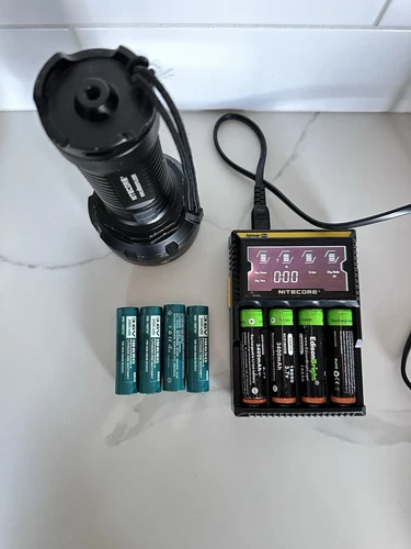 Nitecore Tm16 - 4000 Lumens Flashlight With Charger & Batteries
