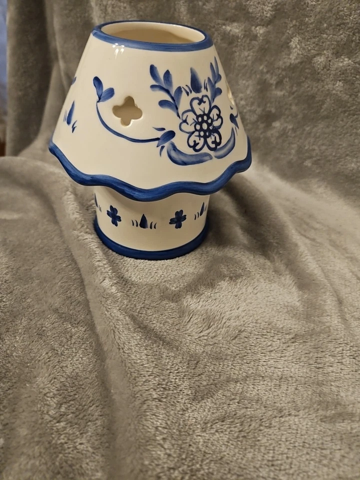 Cute Little Candle Lamp, Blue&Wht, Cutouts , Ceramic - Image 4 of 4