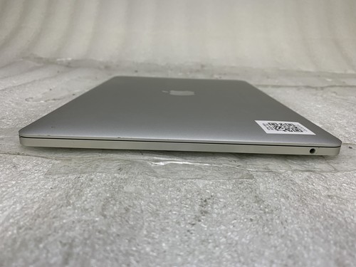 Apple MacBook Pro A1708 2017 Core i5-7360U 2.30GHz 8GB RAM 256GB SSD Good - Afbeelding 9 van 9