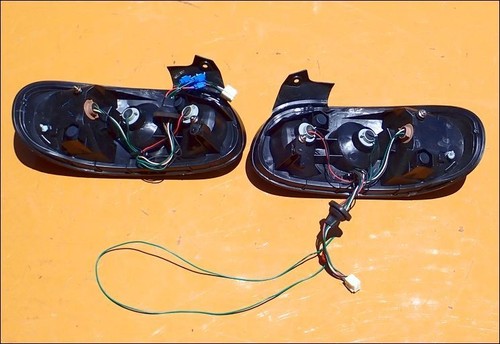 Mazda Genuine Miata MX-5 NB8 RS2 1999-2005 Tail Light Lamp Left Right Pair - Picture 7 of 8