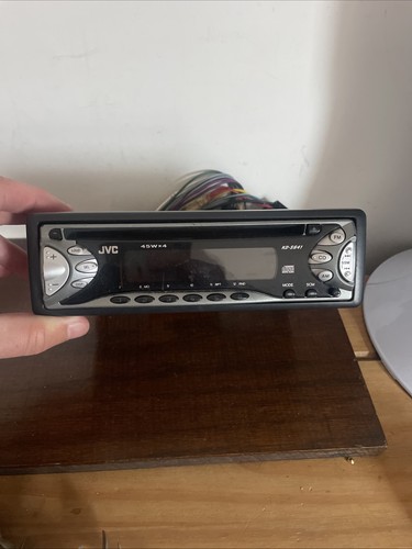CAR JVC STEREO RADIO CD PLAYER UNIT KD-S641