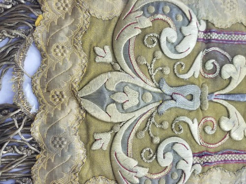 Antique Metallic Embroidery & Trim Panel with Silver Shall Lace 79x25cm - Picture 10 of 12