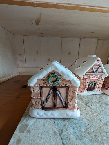 Rare Vintage Lighted Ginger Bread Houses Santa Chalet Workshop Post Office Barn - Picture 8 of 18