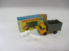 Matchbox Lesney Regular Wheels #37 Cattle Truck- METAL base, boxed