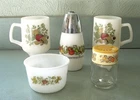VINTAGE PYREX & GEMCO SPICE of LIFE PEDESTAL MUGS, SUGAR BOWL, SHAKER, DISPENSER