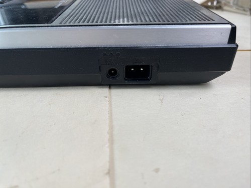 Reproductor grabadora de cinta Panasonic Slim-Line RQ-2739 con CABLE FUNCIONA PROBADO - Imagen 9 de 15