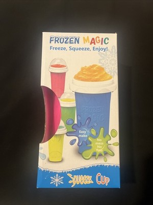 Slushy Cup Maker Squeeze Freeze and Enjoy. 2 FÜR 8£