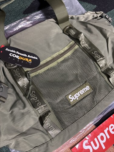 Bolso de Mano Supreme con Cremallera Oliva FW20 Bolso de Viaje Nuevo Logotipo de Caja - Imagen 5 de 9