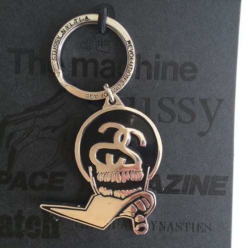 Stussy Metal Keychain - Picture 4 of 5