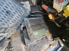 1999-2000-01-02-2003-2004 LAND ROVER DISCOVERY HARMAN KARDON AMPLIFIER XQK100210