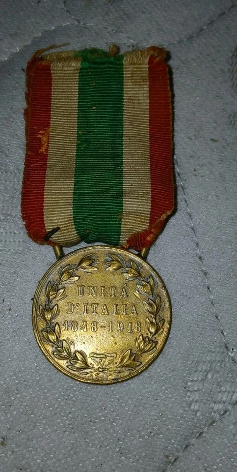 V.E. III° RE D’ITALIA MEDAGLIA UNITÀ D'ITALIA 1848 1918 PROD. NELLI OPUS RIVALTA - Immagine 2 di 3