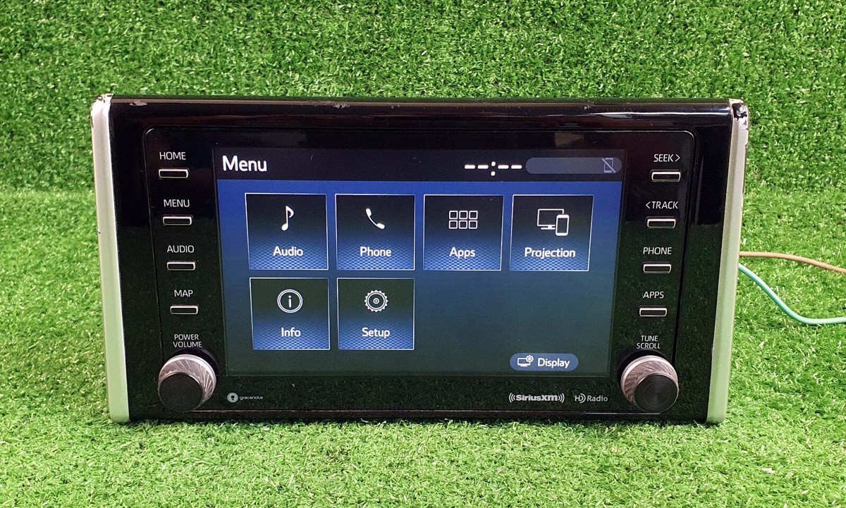 TOYOTA タッチスクリーンカーオーディオ 86140-52570