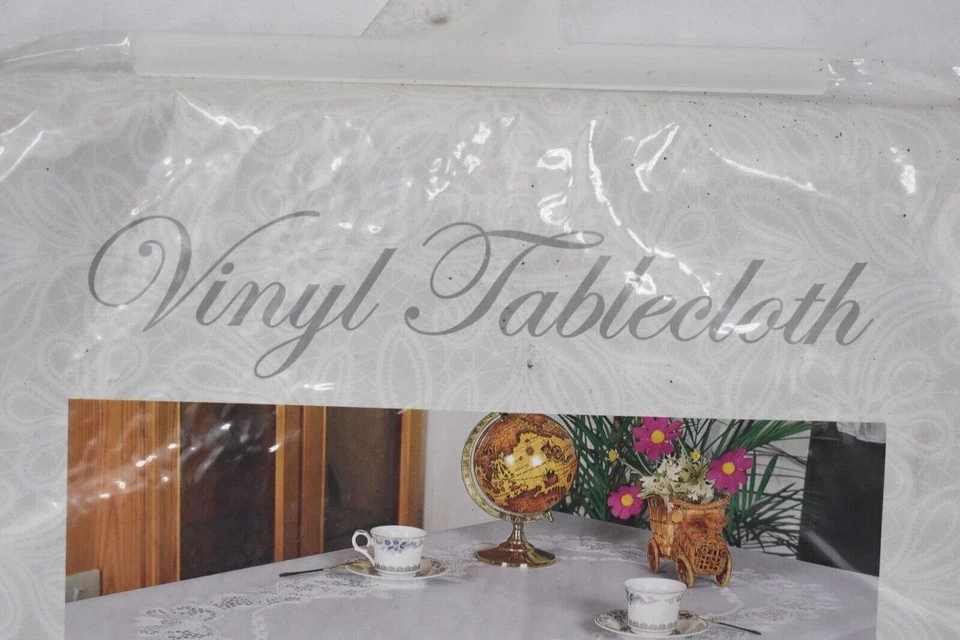 Violet Linen Inc 72" Round Vinyl Lace Betenburg Design Beige Tablecloth - Image 4 of 4