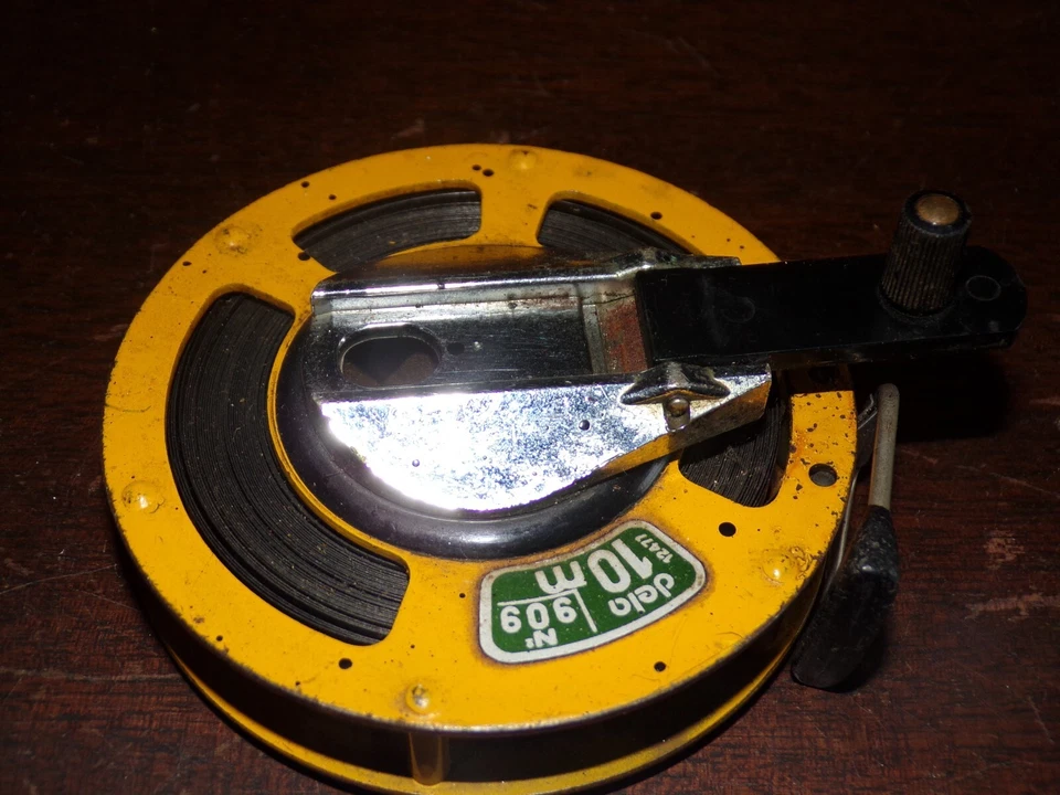 Ancien mètre à ruban DELA 10 m n° 909 - Photo 4/4