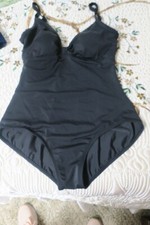 Jantzen Classics Black Straps padded bra 1 Piece Swimsuit size 12 Nylon Spandex
