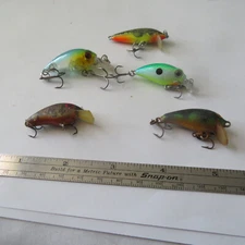 FISHING LURE RAPALA 1½" FAT RAP & 1 NEEDS REAR HOOK AND 3 UNKNOWN SMALL BONUS