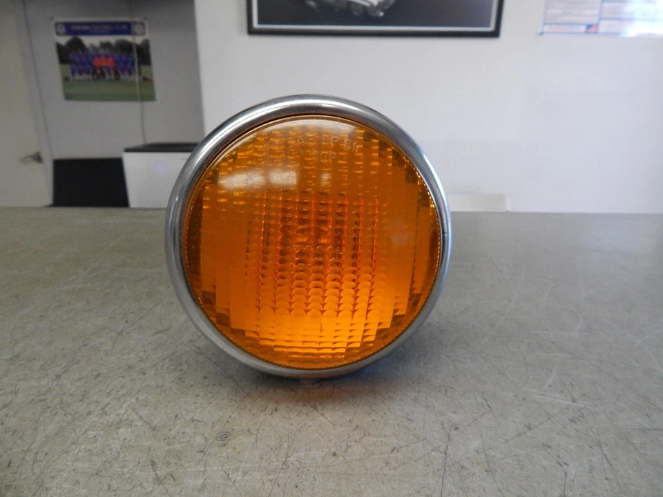 108 111 109 112 280SE 280SEL 300SEL 250SE 220SE INTERMITENTE LUZ DE ESTACIONAMIENTO  Foto 2 de 4