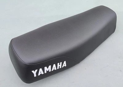 Housse de selle noire pour YAMAHA 50 DTMX - Photo 1/3