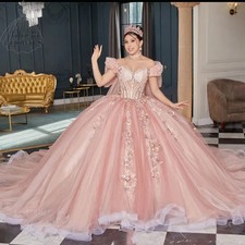 Pink Quinceanera Dresses Off-Shoulder Vintage Lace Appliques Party Ball Gown