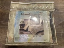 PANAMA JACK Full/Queen 3 piece quilt set, sea shell design