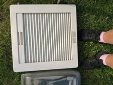 SEITZ MINI HEKI STYLE SKYLIGHT 40X40CM ROOF LIGHT CARAVAN 43-60MM VENTED