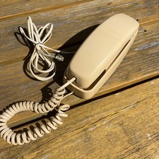 Vintage AT T Trimline 210 Beige Touchtone Desk Wall Phone 1994 W/ 10ft Chord