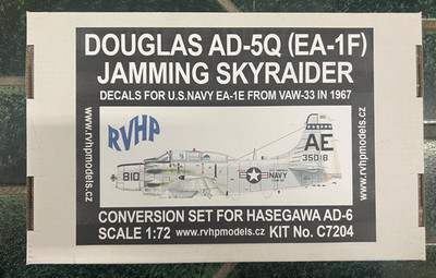 1:72 RVHP Douglas AD-5Q (EA-1F) Jamming Skyraider OVP