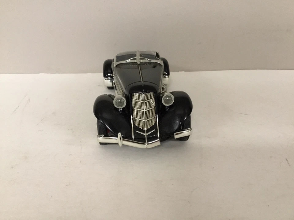 De colección ERTL 1935 Auburn 851 Boattail Speedster 1:18 como está, metal fundido a presión negro Foto 2 de 4