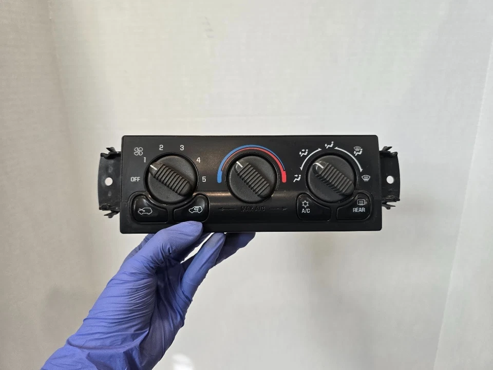 1999-2002 Chevy Silverado Tahoe GMC Sierra Yukon Aquecedor A/C Controle Climático A076 - Imagem 2 de 4
