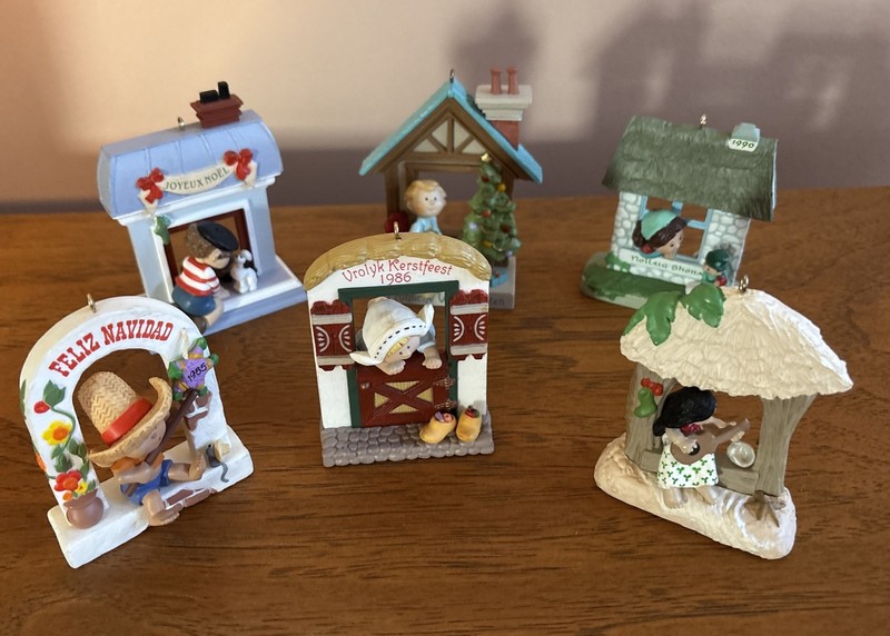 Hallmark Keepsake Ornaments Windows Of the World Complete Set of 6 With Boxes